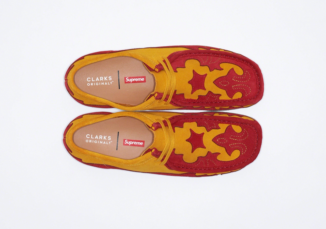 Supreme trang trí Clarks Wallabee với những đường may như giày cao bồi - 6