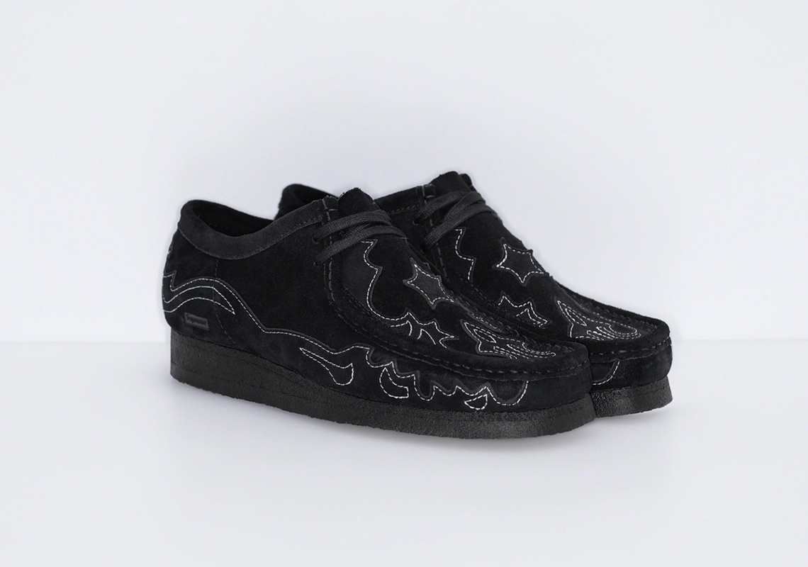 Supreme trang trí Clarks Wallabee với những đường may như giày cao bồi - 7