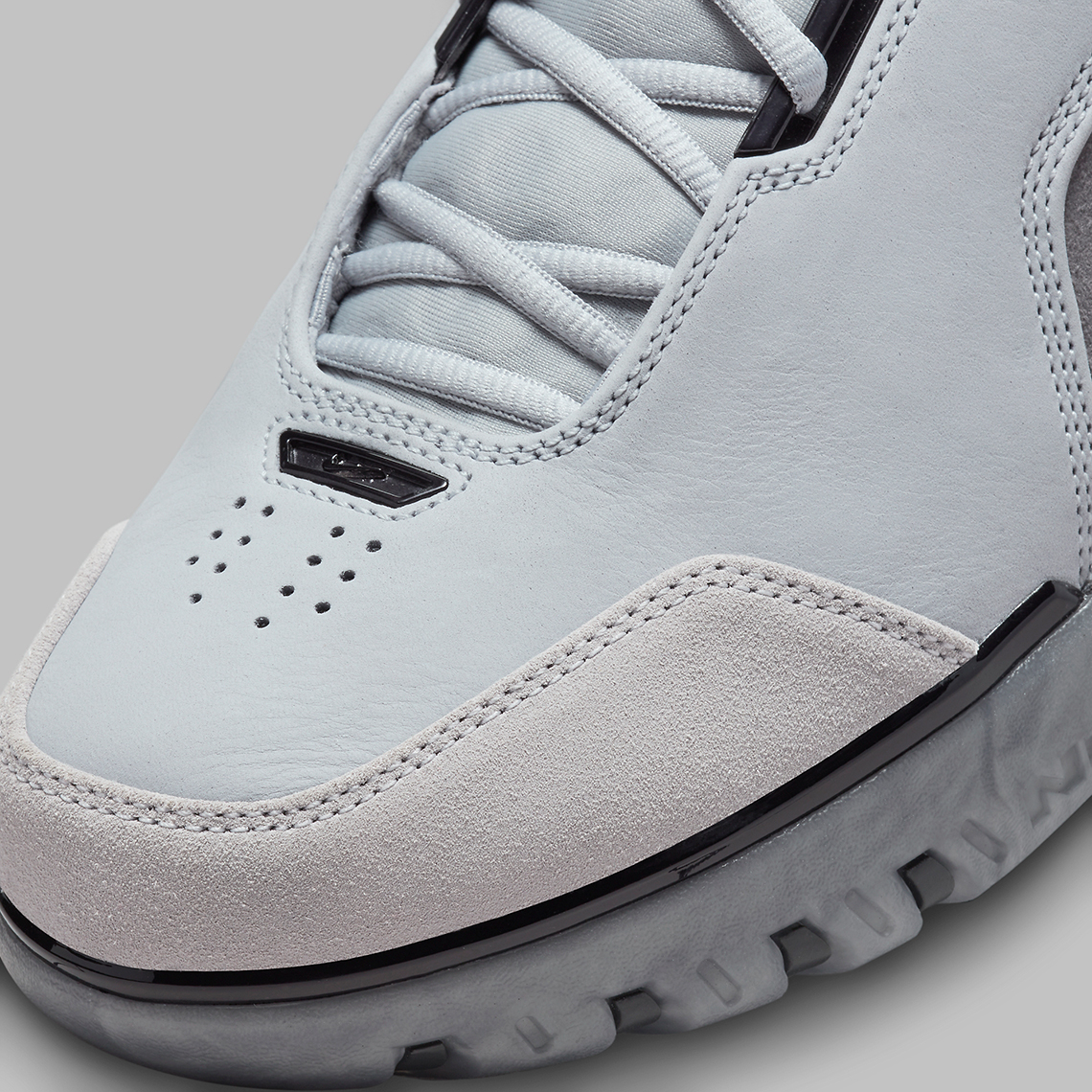 Tái phát hành giày Air Zoom Generation của LeBron James sau 20 năm - 7
