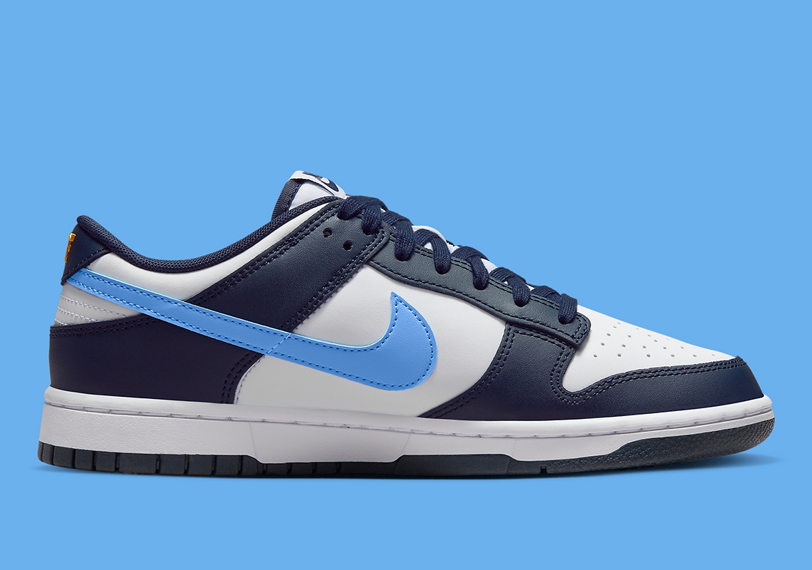 Tất cả các phiên bản Nike Dunk Low này đều được trang trí với logo Mini Swooshes - 4