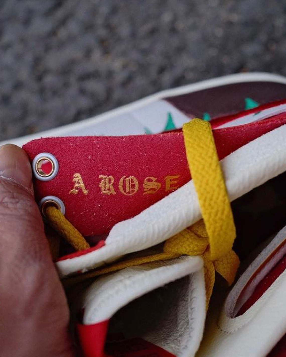 Teyana Taylor ra mắt giày Air Jordan 1 Zoom CMFT 2 Rose In Harlem - 4