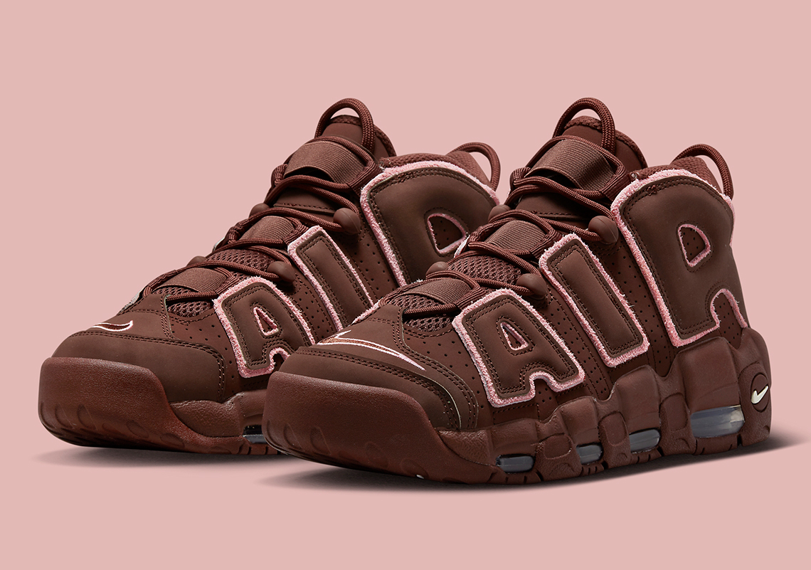 The Nike Air More Uptempo tham gia lễ kỷ niệm ngày lễ valentine năm 2023 - 2