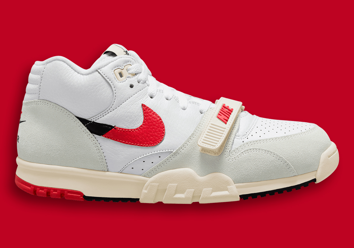 The Nike Air Trainer 1 Mid Reappears With Split Bred Swooshes - 1