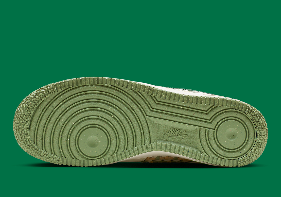 Forest Green Accents Ready Another Nike Air Force 1 Low NIKE - 5
