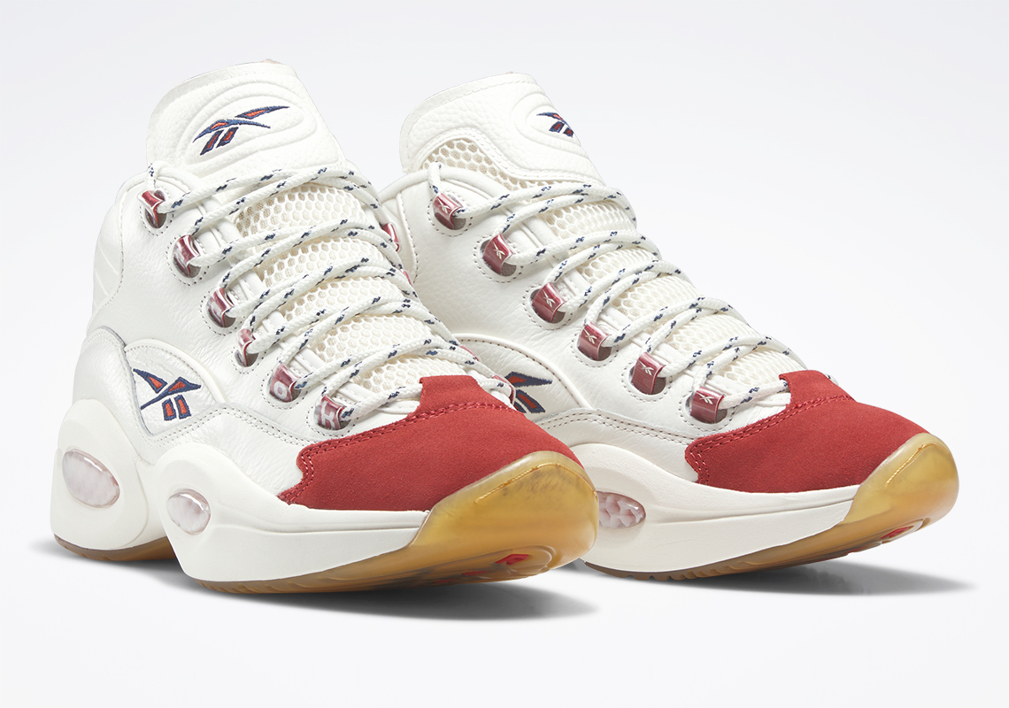 Thêm chút phong cách cổ điển với màu đỏ tươi trên giày Reebok Question. - 1