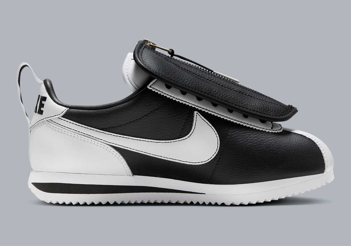 Thêm phụ kiện đính kèm với lưỡi gà trên Cortez của Nike. - 4