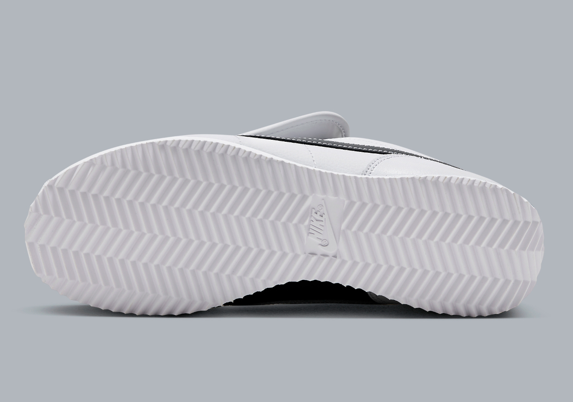 Thêm phụ kiện đính kèm với lưỡi gà trên Cortez của Nike. - 7