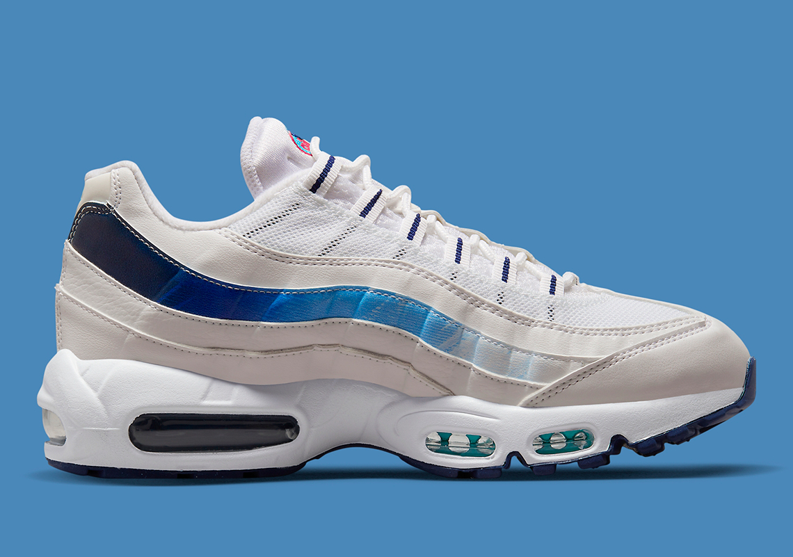 Three Lions nhận được Nike Air Max 95 của riêng họ - 3