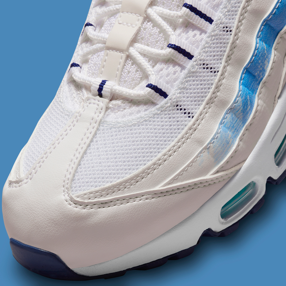 Three Lions nhận được Nike Air Max 95 của riêng họ - 7