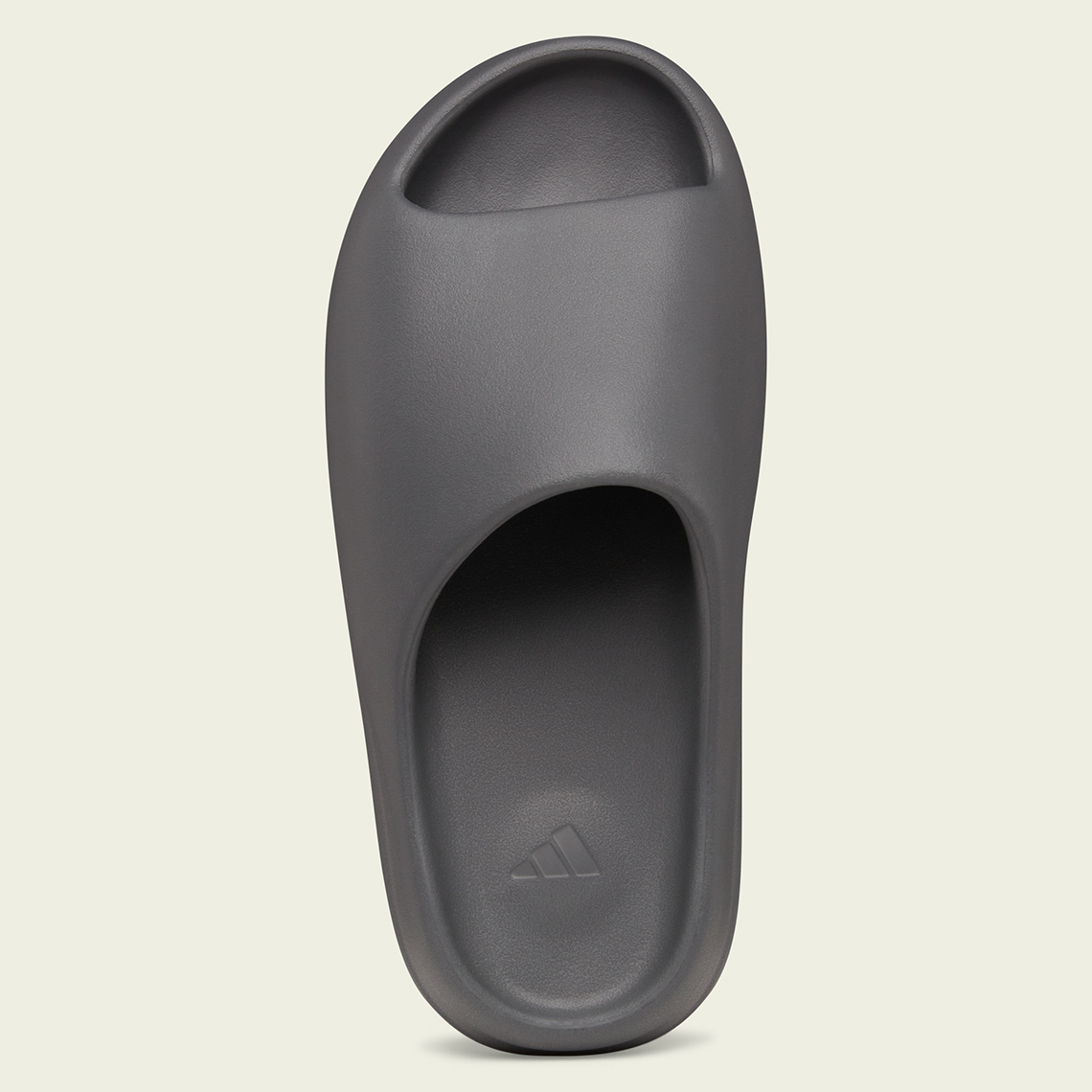 Tiết lộ mới: adidas Yeezy Slide Granite sẽ ra mắt vào tháng 8! - 2