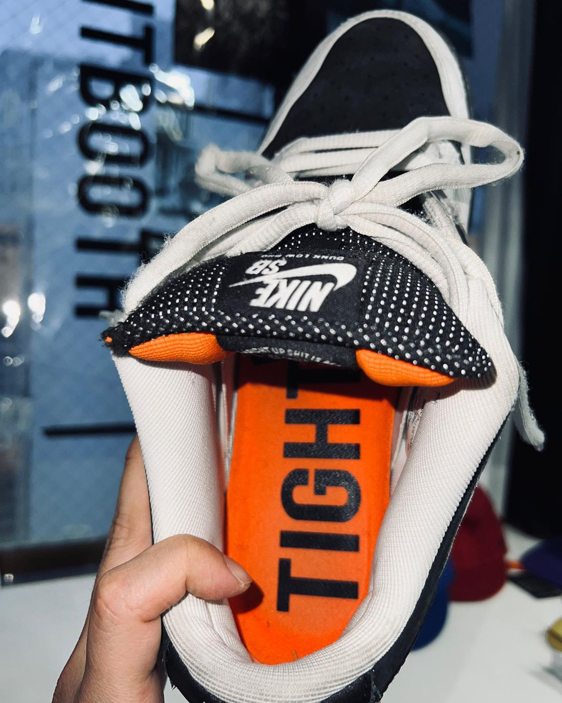 TIGHTBOOTH x Nike SB Dunk Low: Sự kết hợp độc đáo đã lộ diện - 3