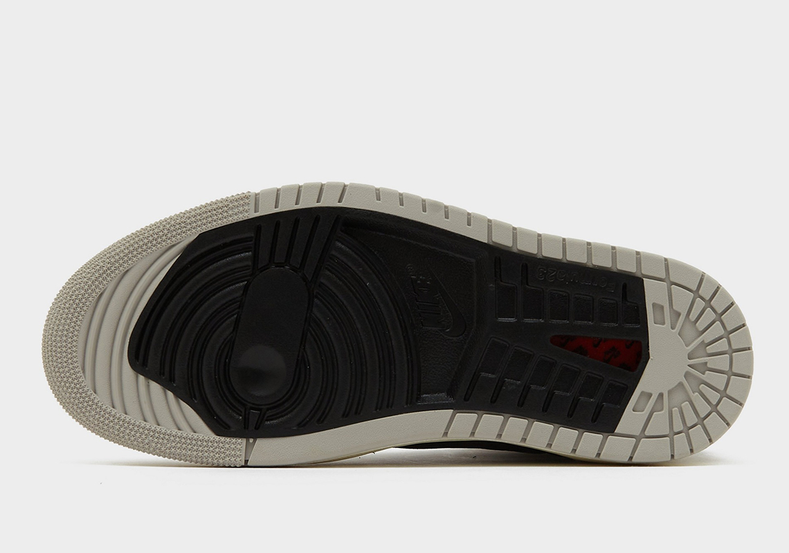 Tìm kiếm màu sắc mines for iron ore trên Air Jordan 1 Zoom CMFT 2. - 4