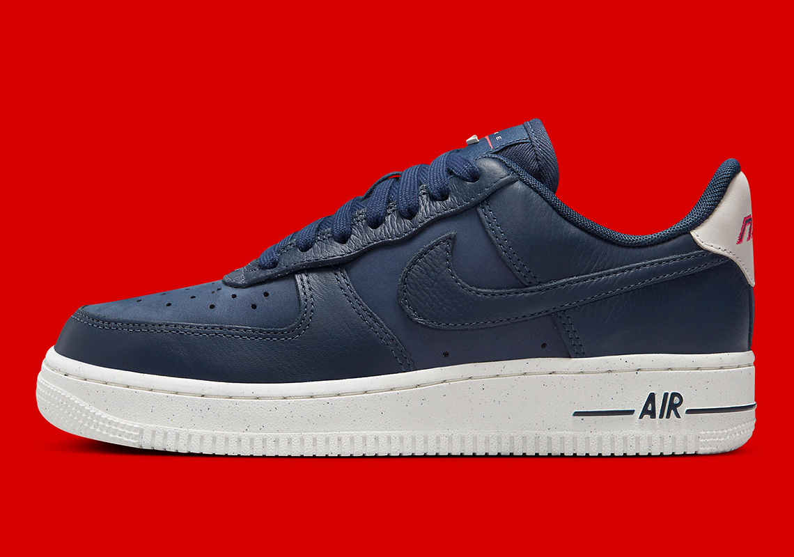 Tổng quan chi tiết Nike Air Force 1 Low Navy/Red mới nhất - 1