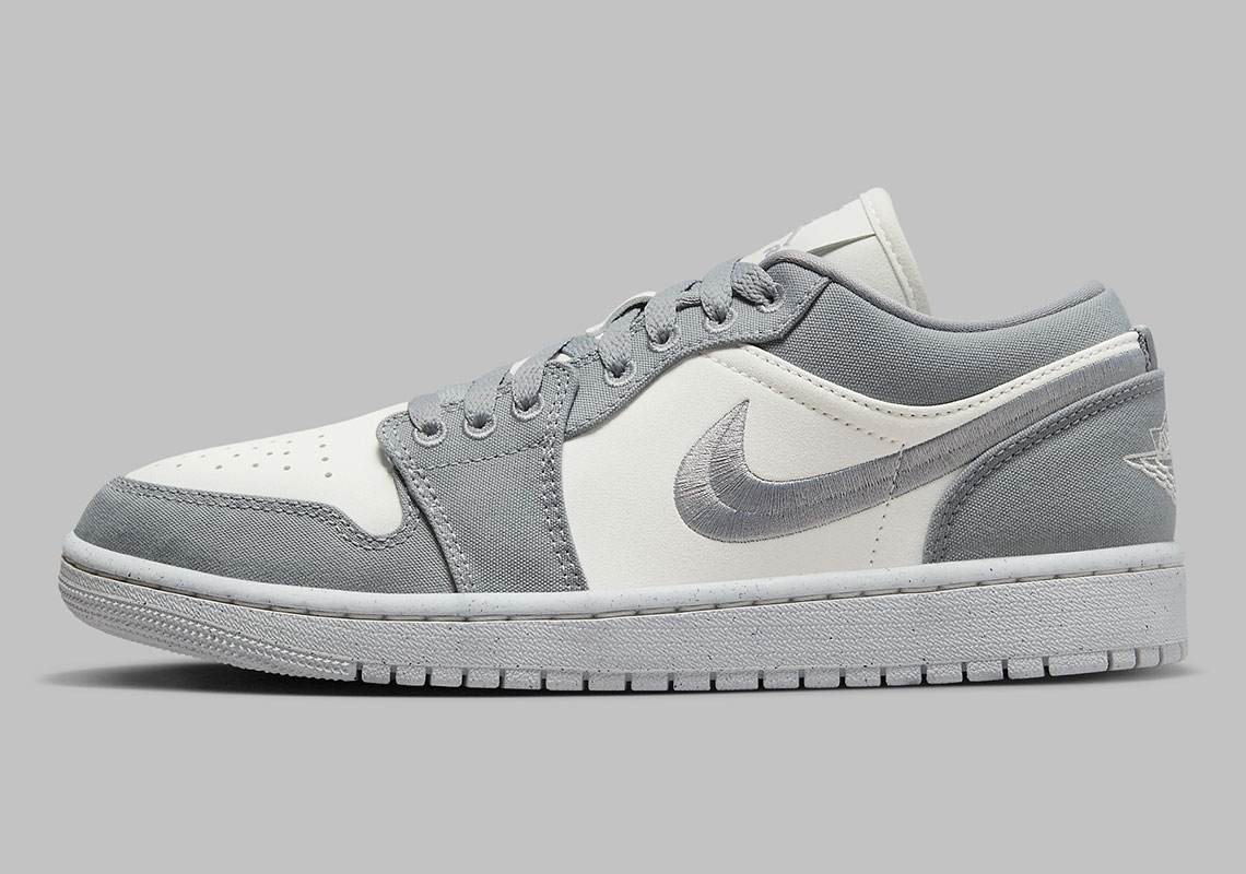 Trang phục có cấu trúc bằng vải và móc khóa thêu Air Jordan 1 Low Steel Grey - 2