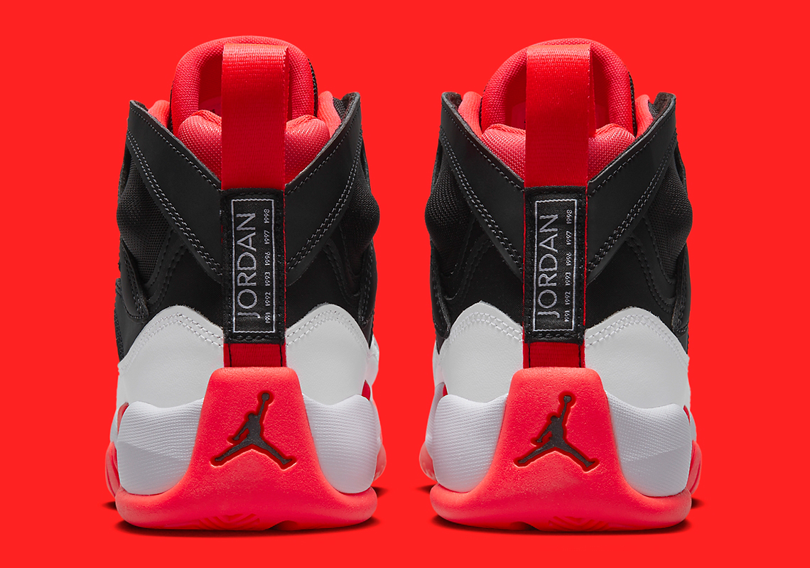 Trey Jordan cho trẻ em này táo bạo với màu 'Hồng ngoại' - 5