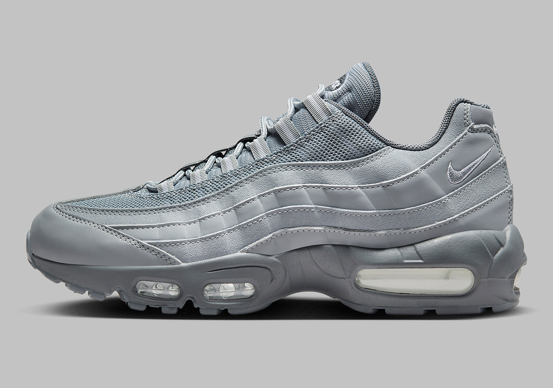 Triple Grey Bao gồm Nike Air Max 95 - 2