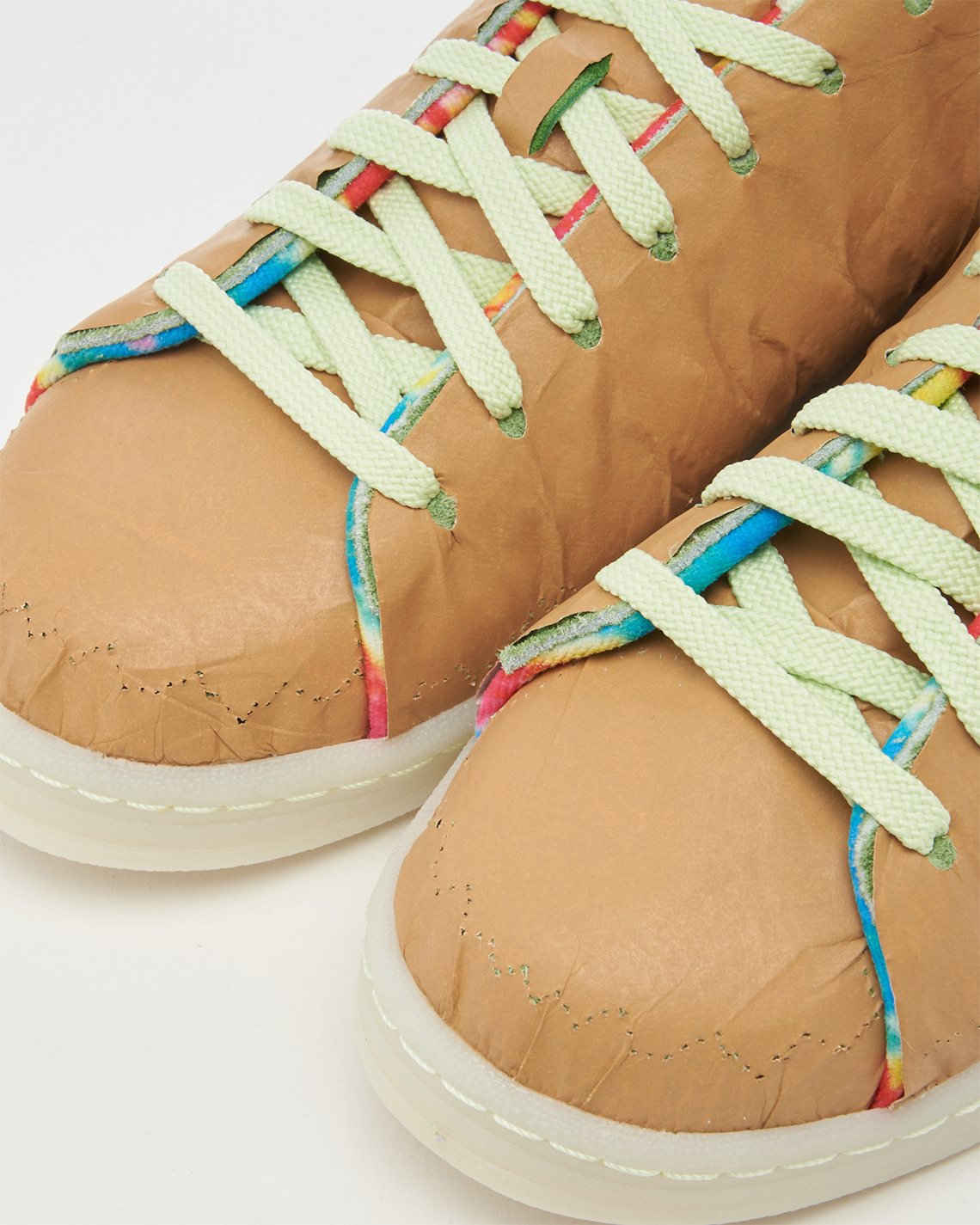 Tuyển tập giày adidas Croptober phù hợp với ngày 4/20 - 13