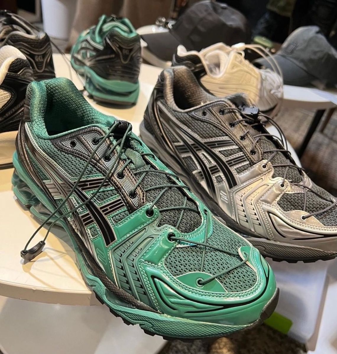 UNAFFECTED của Hàn Quốc đã mang đến cho ASICS GEL-Kayano 14 một sự lột xác - 2