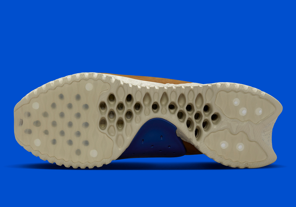 UNDERCOVER và Nike hợp tác phát hành phiên bản Ale Brown của giày Moc Flow SP - 6