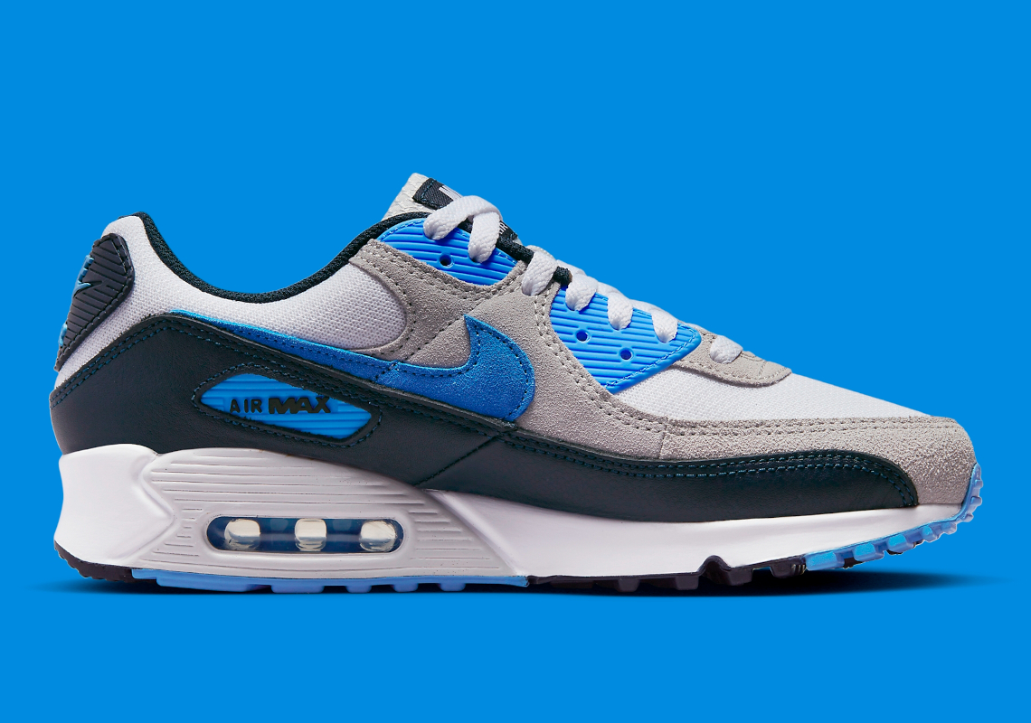 University Blue và Dark Obsidian kết hợp với nhau trên Nike Air Max 90 này - 3