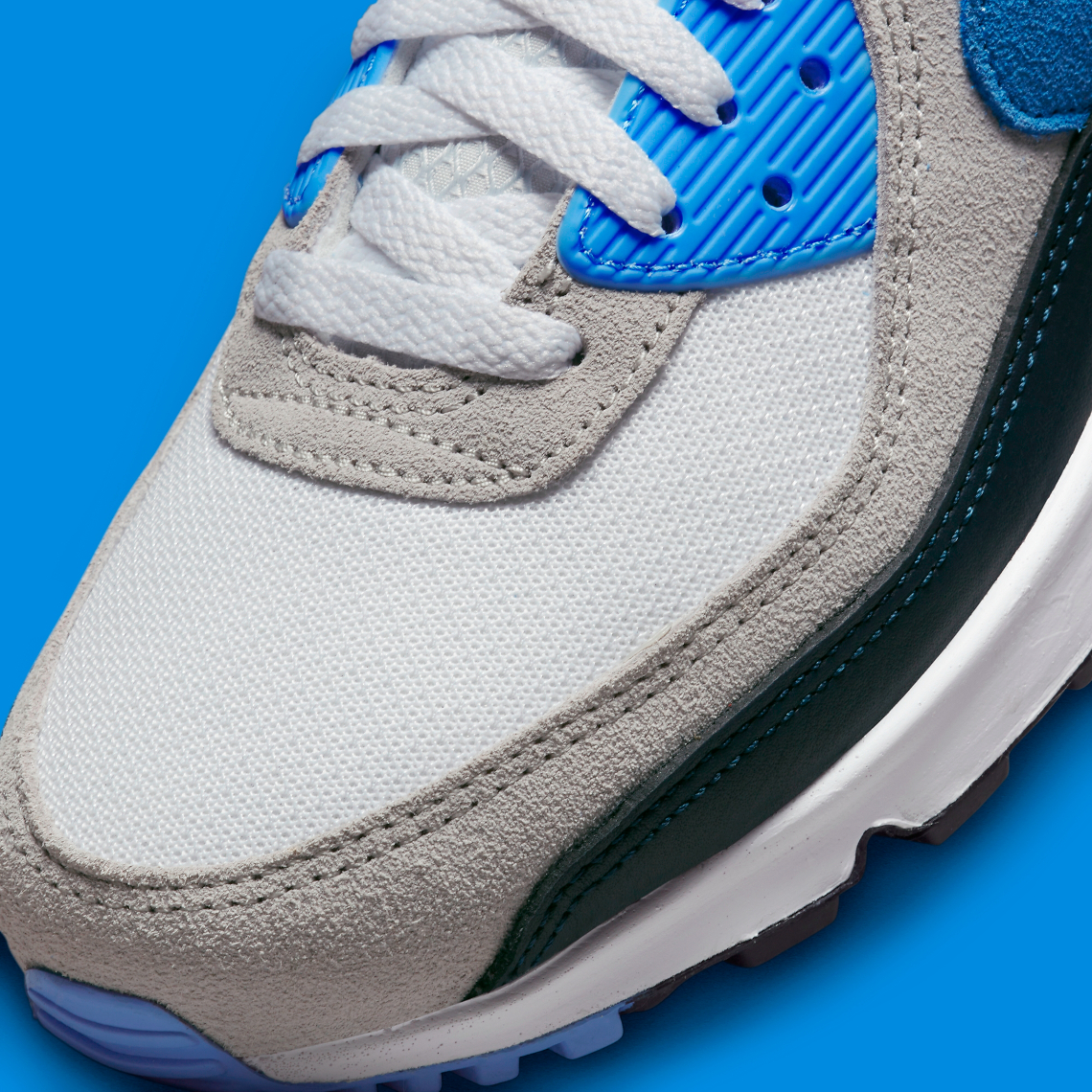 University Blue và Dark Obsidian kết hợp với nhau trên Nike Air Max 90 này - 7