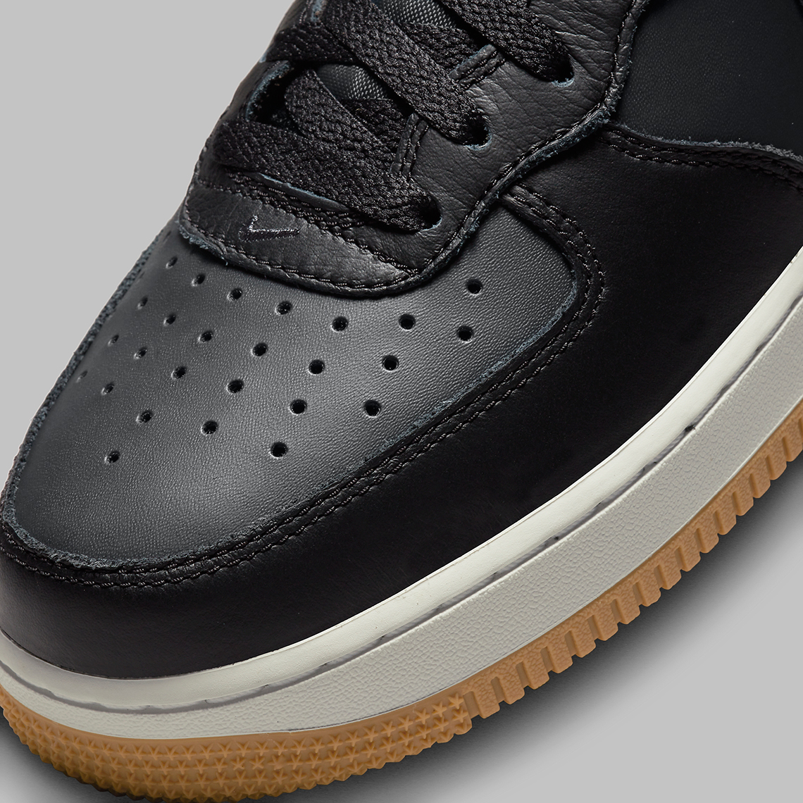 Xuất hiện hình ảnh Nike Air Force 1 Mid màu đen, đệm cao su - 8