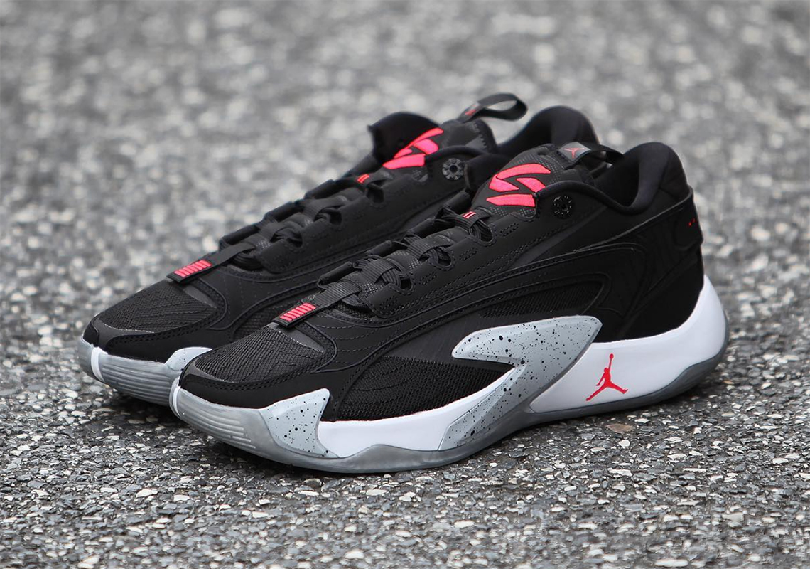Xuất Hiện Mẫu Giày Jordan Luka 2 Black/Red Mới - 2