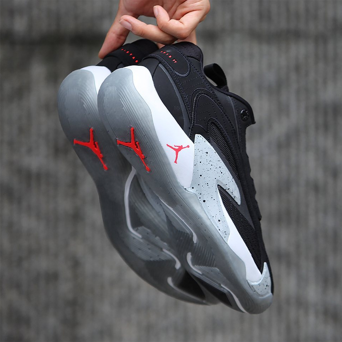 Xuất Hiện Mẫu Giày Jordan Luka 2 Black/Red Mới - 6