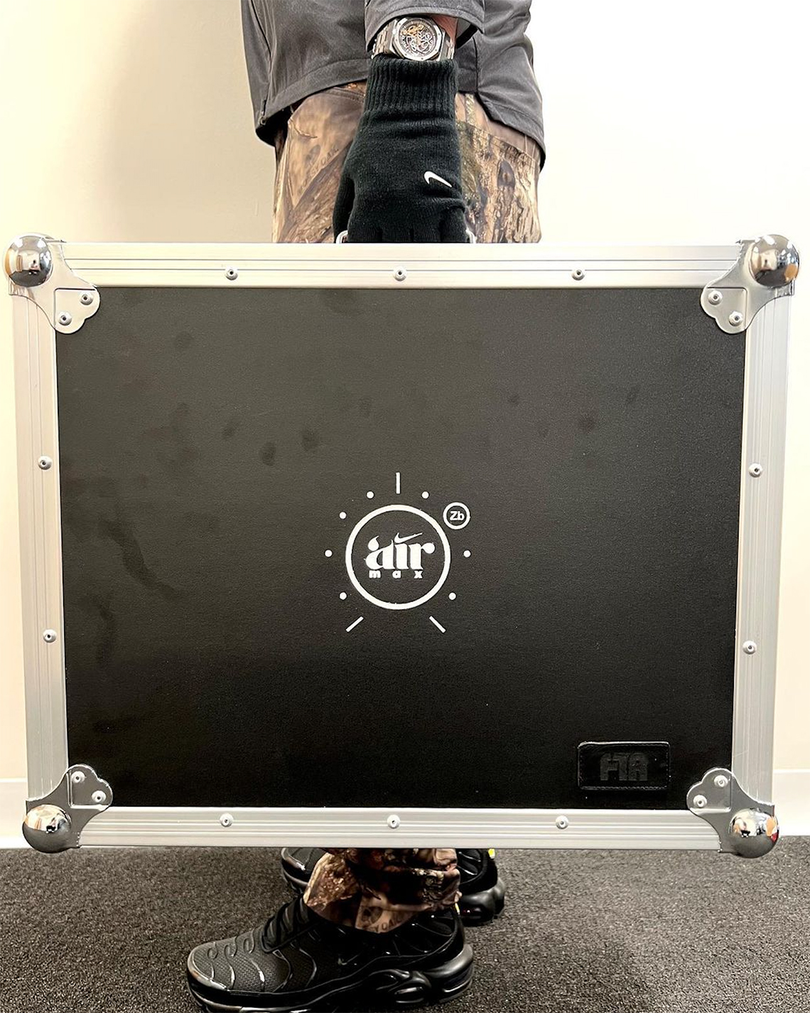 Zack Bia giới thiệu sự kết hợp đặc biệt của mình với Nike Air Max Pulse - 8